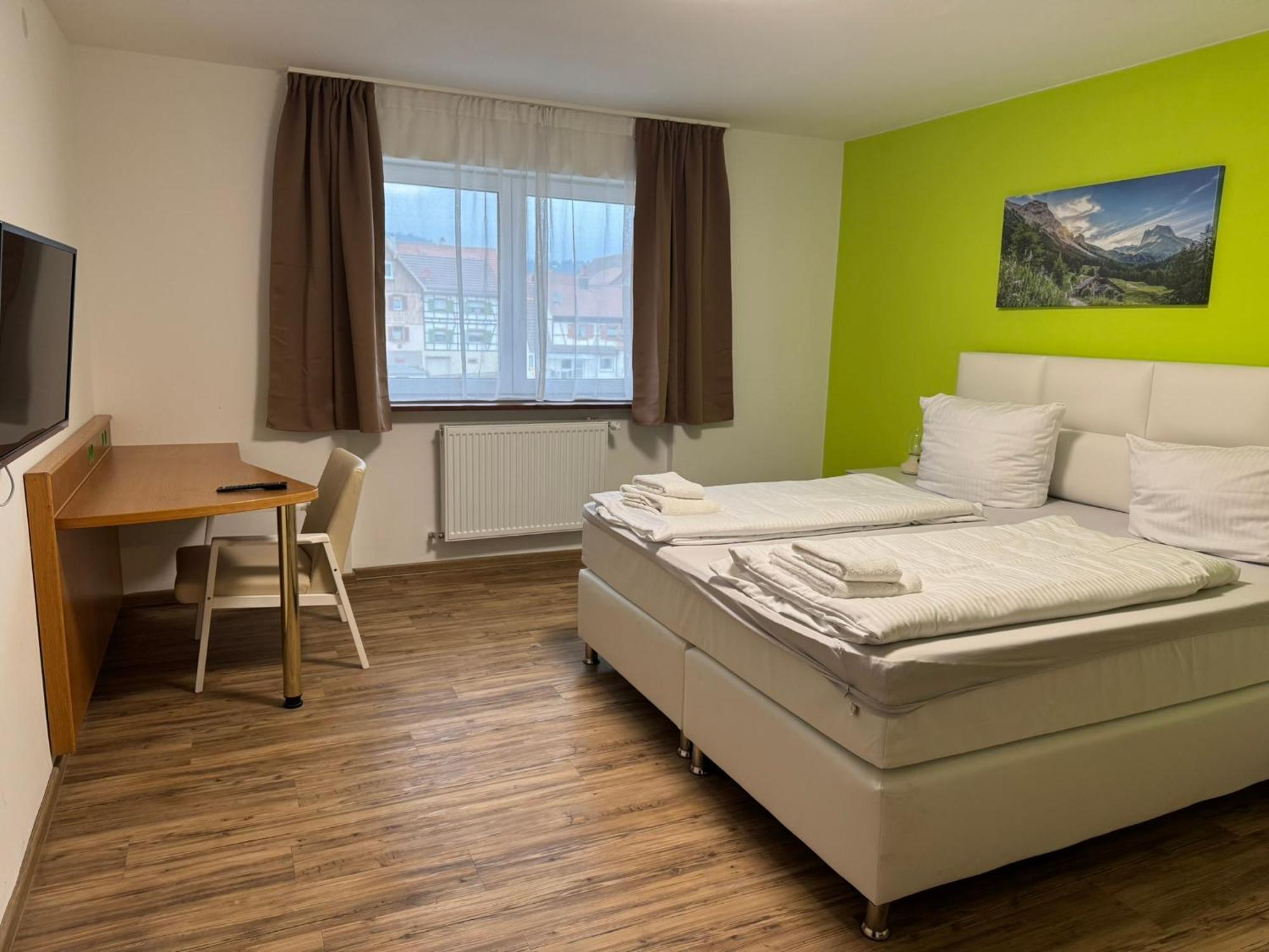 Hotel Gruener Baum - Hotel Im Murgtal, Schwarzwald Weisenbach Eksteriør bilde