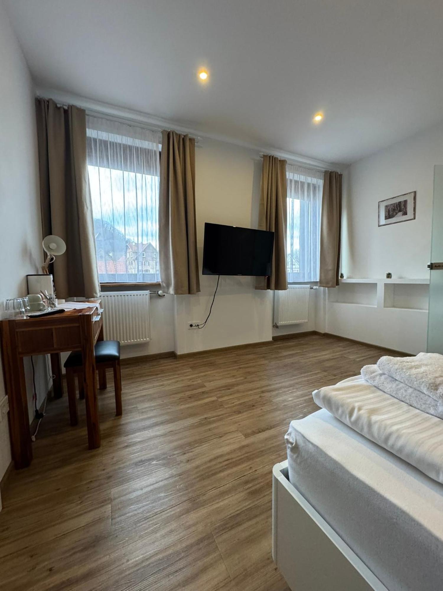 Hotel Gruener Baum - Hotel Im Murgtal, Schwarzwald Weisenbach Eksteriør bilde